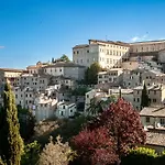 Apartment Grazioso In Centro Con Vista