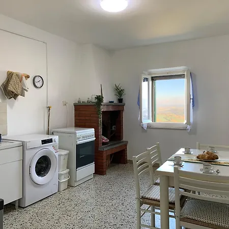 Grazioso In Centro Con Vista Apartment *