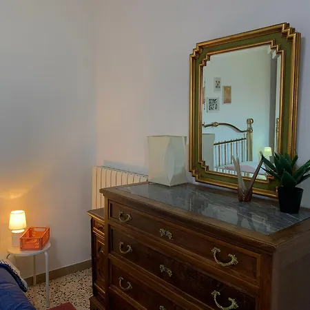 Grazioso In Centro Con Vista Apartment Todi