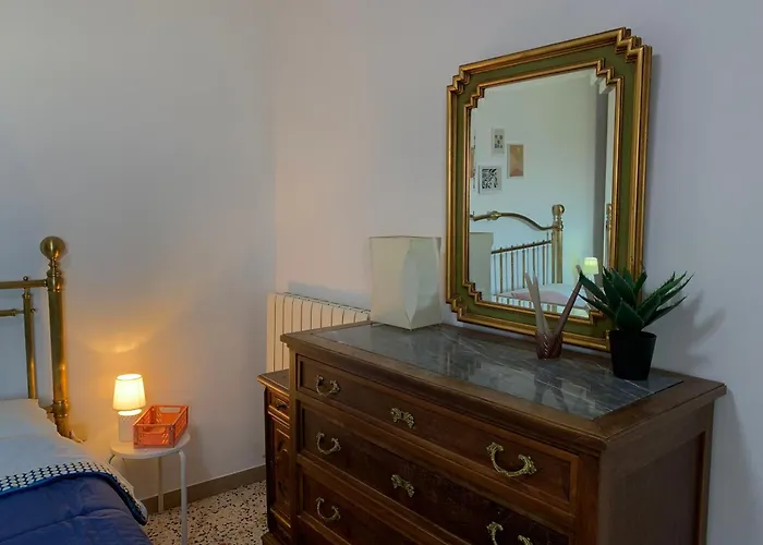 Grazioso In Centro Con Vista Apartment Todi