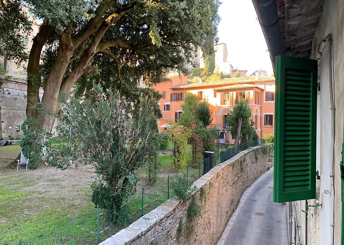 Grazioso In Centro Con Vista Apartment Todi